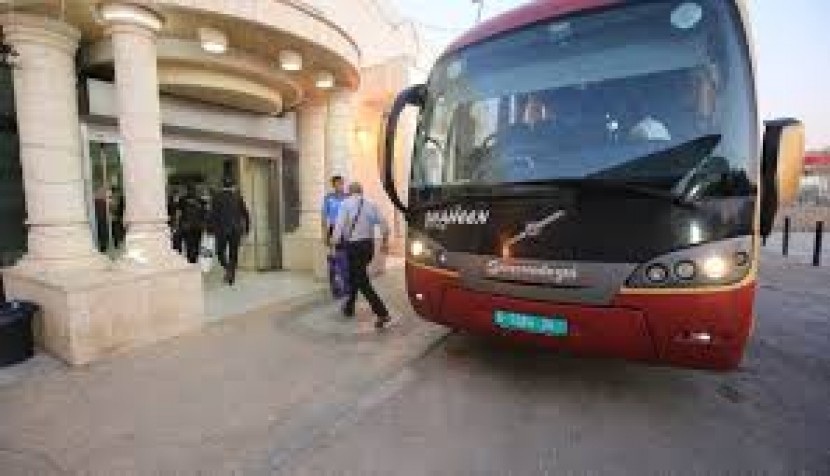 منع سفر 5 مواطنين من معبر الكرامة