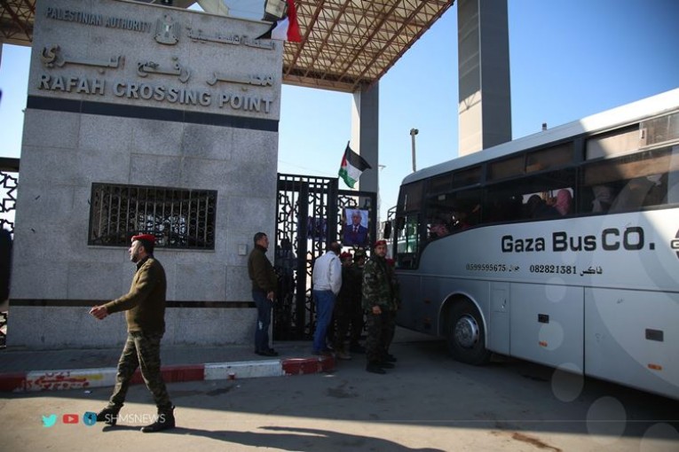 آلية السفر عبر معبر رفح اليوم الأربعاء