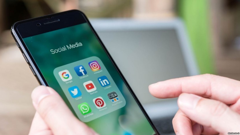 مشاورات لتفعيل خدمة انتقال الأرقام الشخصية بين الشبكات الخلوية الفلسطينية في غزة والضفة