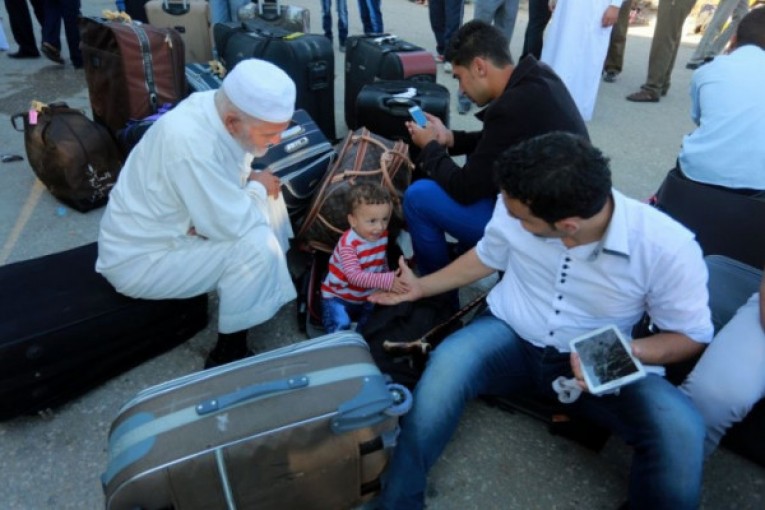 آلية السفر عبر معبر رفح غداً الاثنين