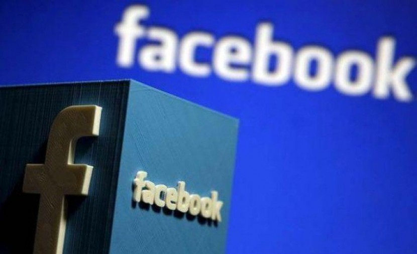 فيسبوك تفسر سبب ظهور منشورات دون غيرها