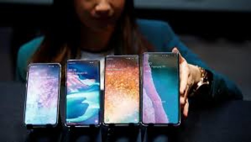 سامسونغ تكشف رسميًا عن غلاكسي إس10 و غلاكسي فولد