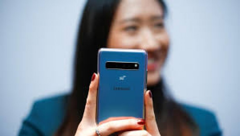 سامسونغ تكشف موعد طرح غلاكسي إس10 5جي