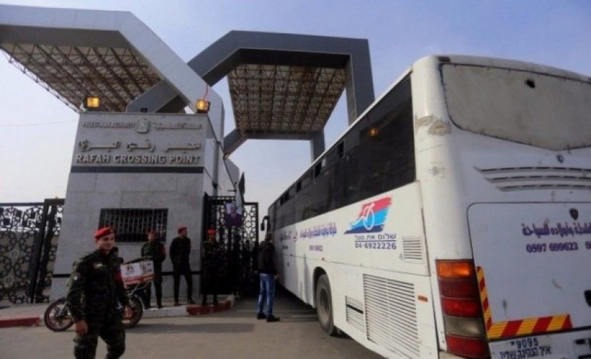 داخلية غزة توضح آلية السفر عبرمعبر رفح غدًا الاثنين