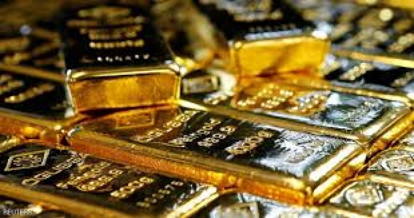 بيانات اقتصادية أميركية تهبط بـالمعدن الأصفر
