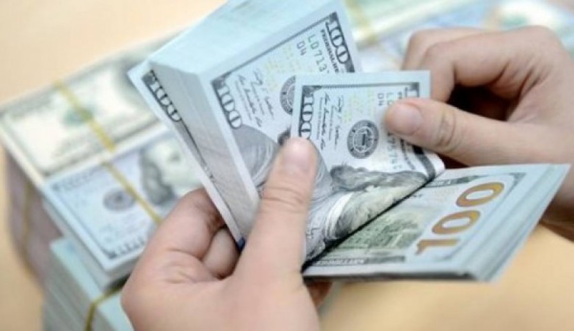 الدولار يصعد قرب اعلى مستوى امام الشيكل اليوم الثلاثاء
