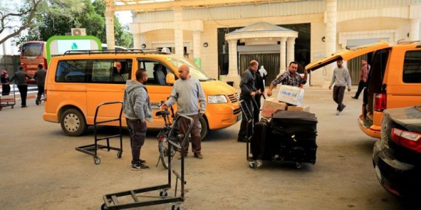 مواعيد عمل معبر الكرامة وجسر الأردن خلال إجازة عيد الأضحى