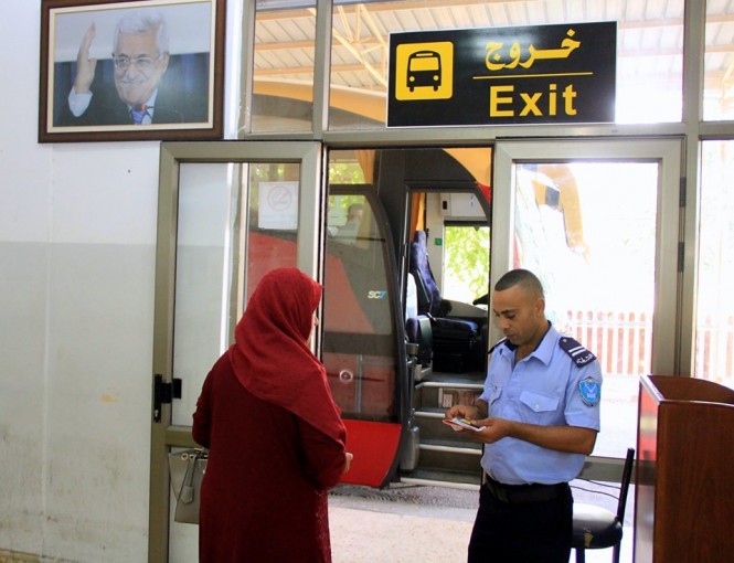 معبر الكرامة: تنقل 34 ألف مسافر خلال الأسبوع الماضي