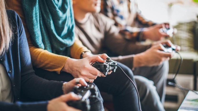 ثلثا الأميركيين يمارسون ألعابا إلكترونية..وينفقون بسخاء