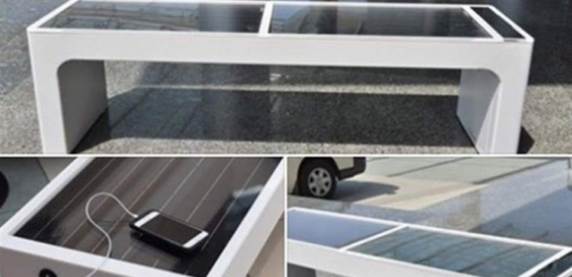 في هذه الدولة.. مقاعد ذكية بالحدائق لشحن الأجهزة المحمولة