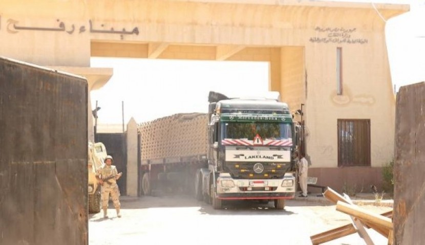 سوء الأوضاع الاقتصادية يقلل من تأثير البضائع الواردة عبر معبر رفح