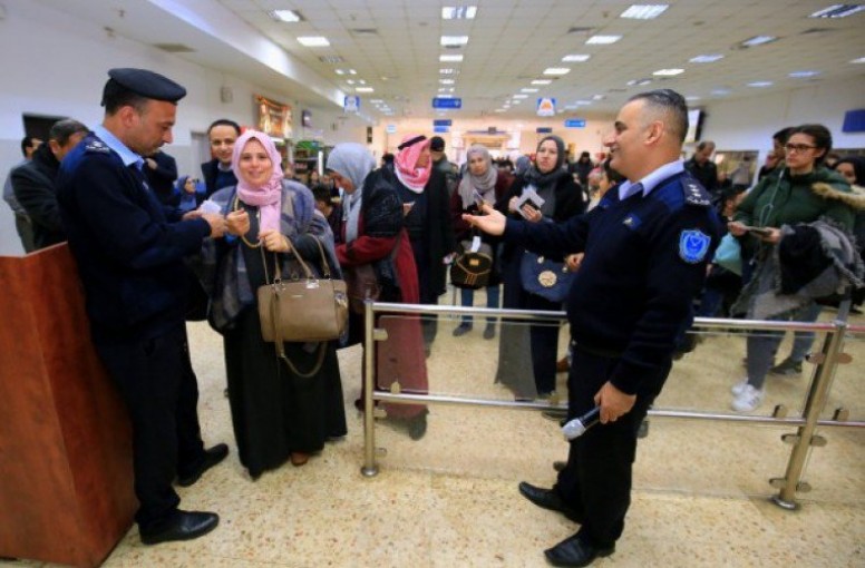 34 ألف مسافر تنقلوا عبر معبر الكرامة الاسبوع الماضي