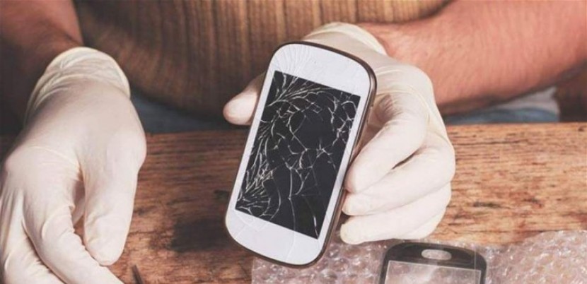 إسترجاع الملفّات من هاتف مكسور الشاشة