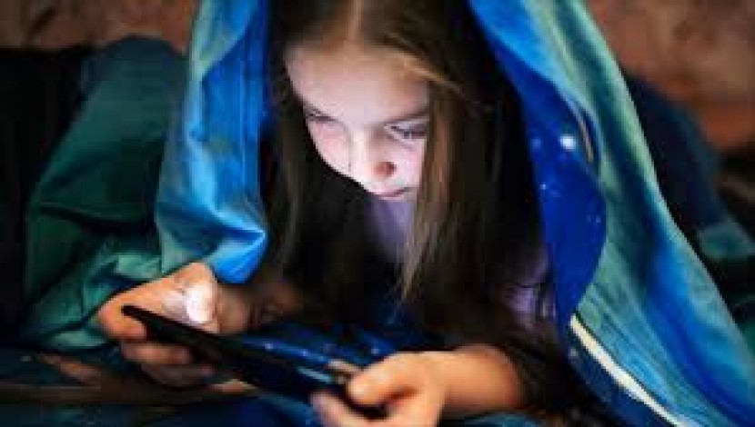 الهواتف الذكية تجعل المراهقين غير ناضجين