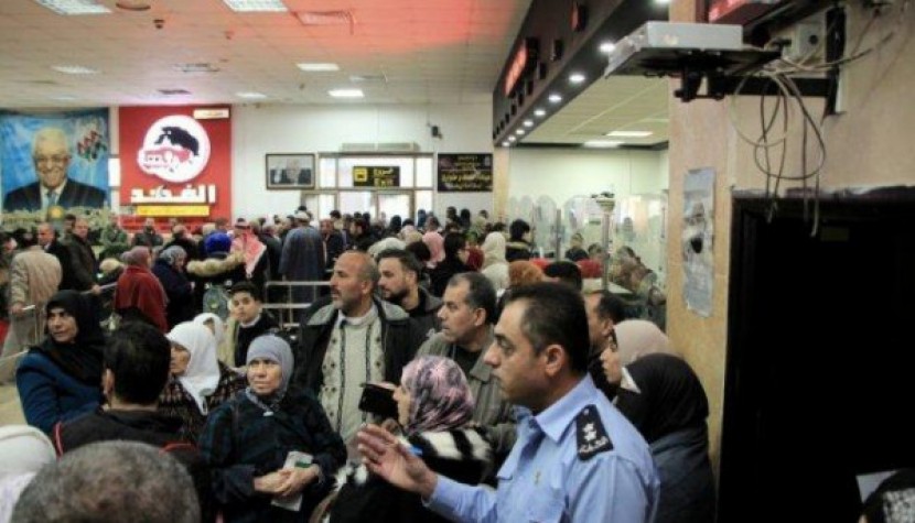 أمس الجمعة.. تنقل 1806 مسافرين عبر معبر الكرامة