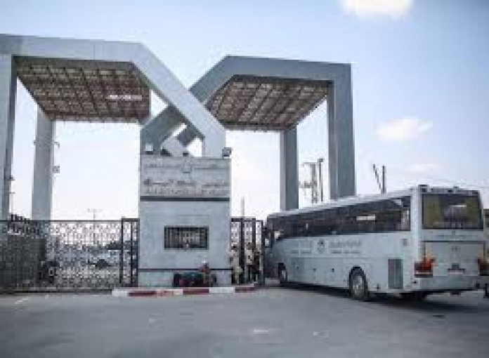 آلية السفر عبر معبر رفح غداً الخميس