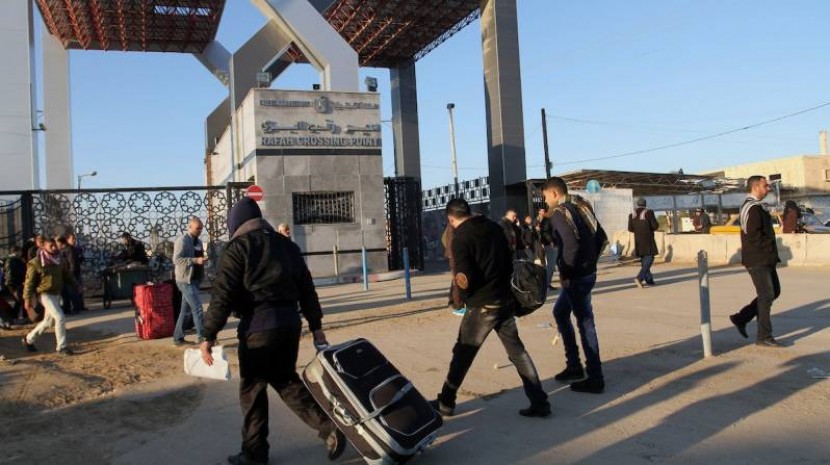 كشف المسافرين وآلية السفر عبر معبر رفح البري اليوم الاحد