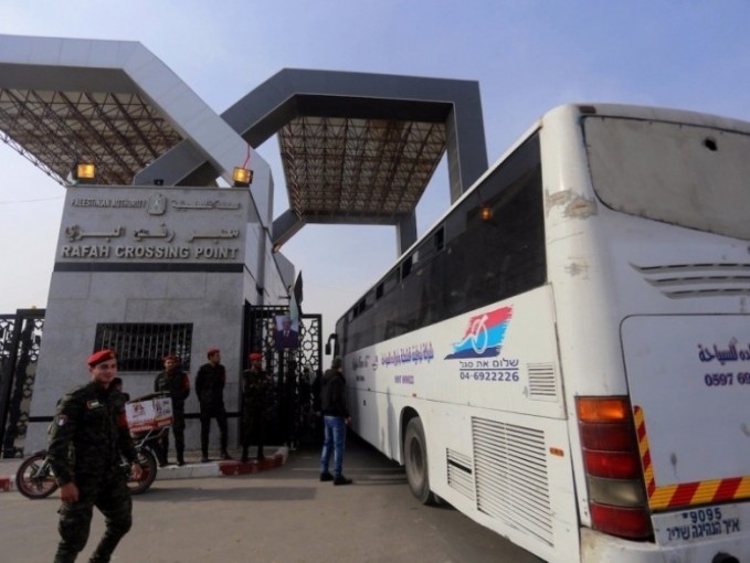 آلية السفر عبر معبر رفح ليوم غدٍ الاثنين