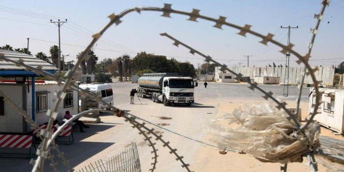 الاحتلال يغلق معبر كرم أبو سالم لليوم الثاني على التوالي