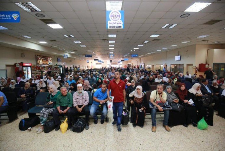 هذا موعد انتهاء عمل معبر الكرامة بنظام 24 ساعة