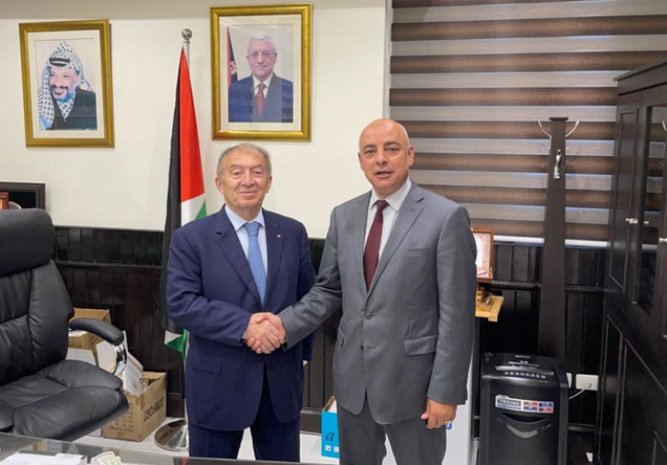 العسيلي يعد بتقديم التسهيلات لرجال الأعمال بغزة وتعزيز مشاركتهم بالمؤتمرات الدولية 